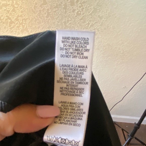 Good American The Croc Exec Black High Waist Faux Leather
Pants SZ 4 - Picture 16 of 16